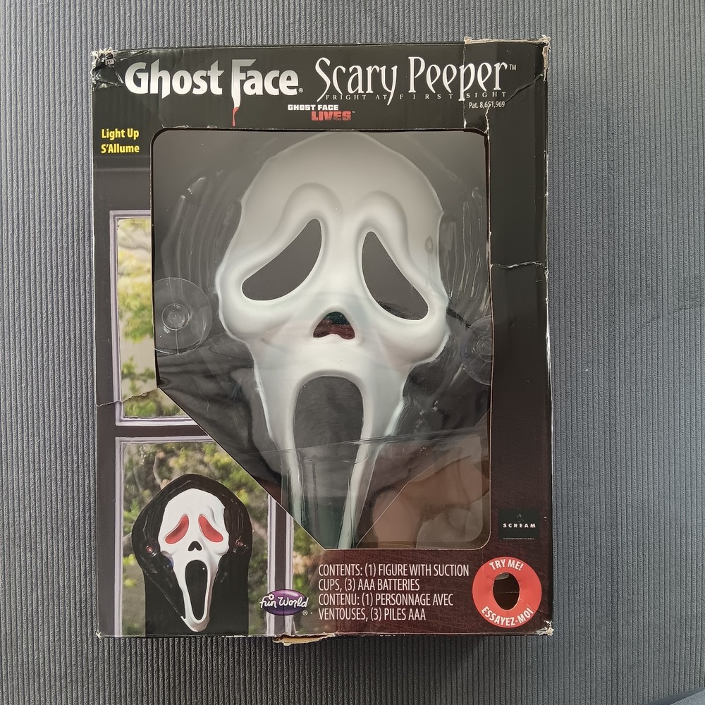 Ghost Face Scary Peeper Halloween Window Decor Decoration Prop Light Up